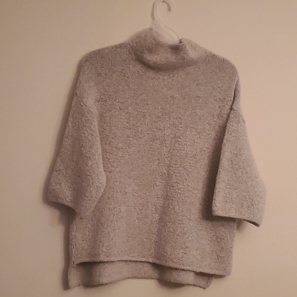 Zara Sweaters - 🍂Zara Italian Yarn Sweater🍂